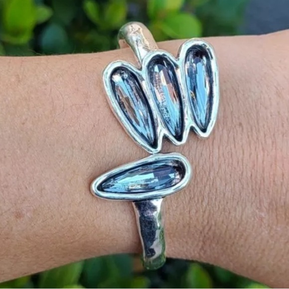 RAW NATURE • Bohemian Bracelet • Silver plated with Swarovski Crystals - Picture 9 of 14